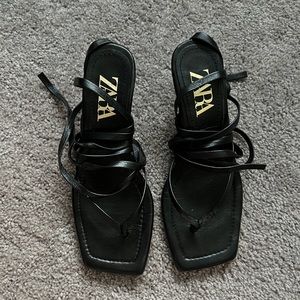 Zara Strappy sandal heels - black